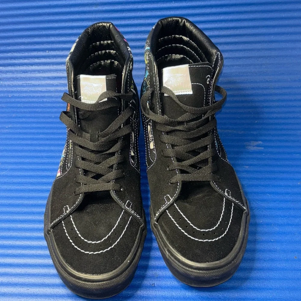 Size 11- Men’s Vans X Disney 100 Villains Sk8 Hi Shoes Black Multi Sneakers NEW - Picture 4 of 10